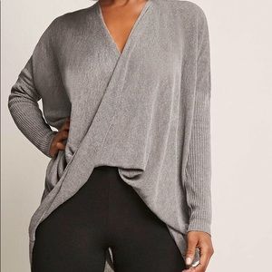High-Low Twist-Front Top